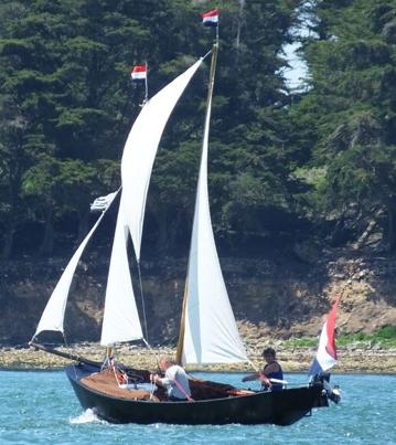 6m alu zeilschouw, Watersport en Boten, Ophalen, Zo goed als nieuw, Benzine, Buitenboordmotor