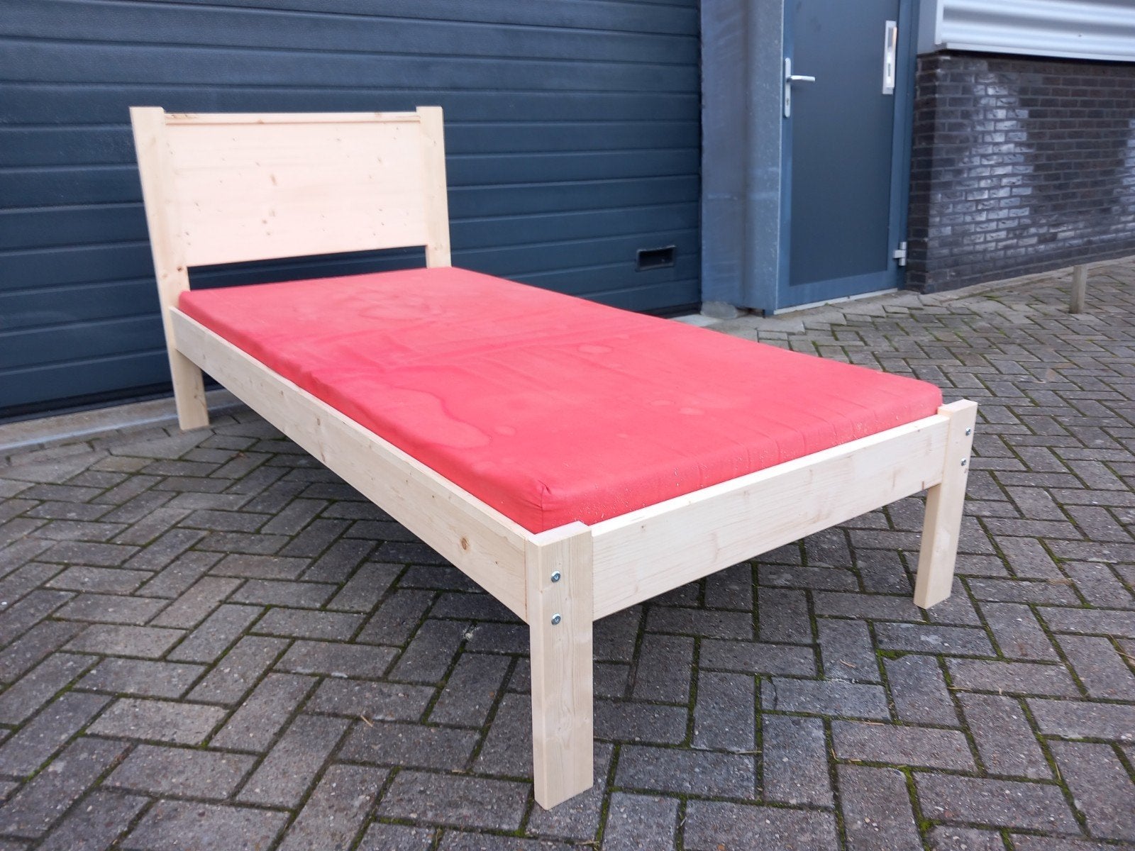 Bed Jan 90x 220-210-200, Strak, 90 cm, Nieuw, Ophalen of Verzenden
