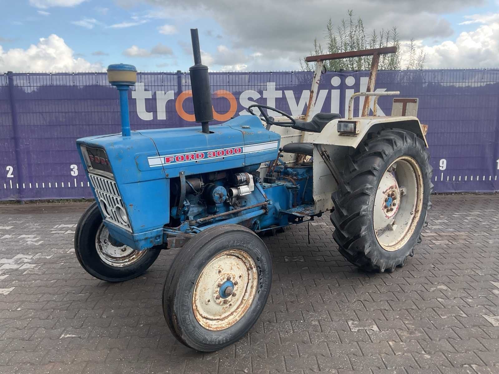Ford - 3000 - Tweewielaangedreven landbouwtractor, Gebruikt, Ford