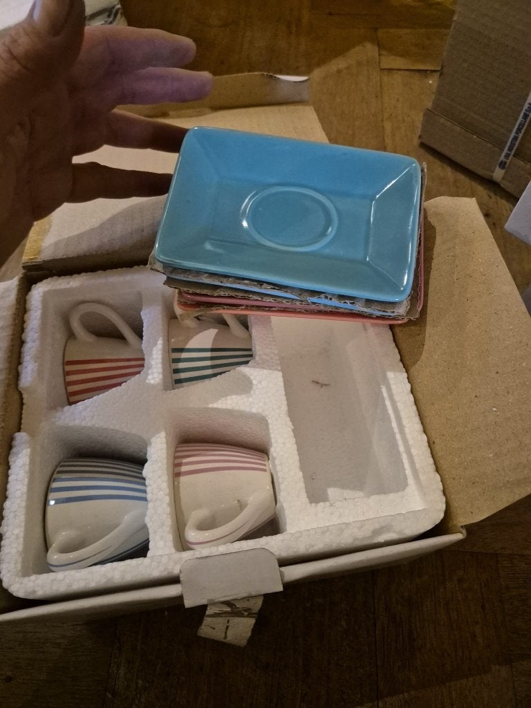 Vintage Yves Rocher LBVYR espresso set – 4 kopjes + schotels, Ophalen, Overige merken, Nieuw, Overige stijlen
