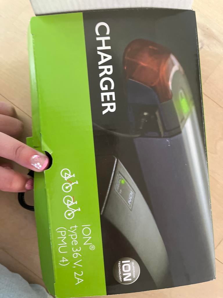 ION elektrische fiets oplader 36V 2A (PMU 4), Ophalen, Zo goed als nieuw