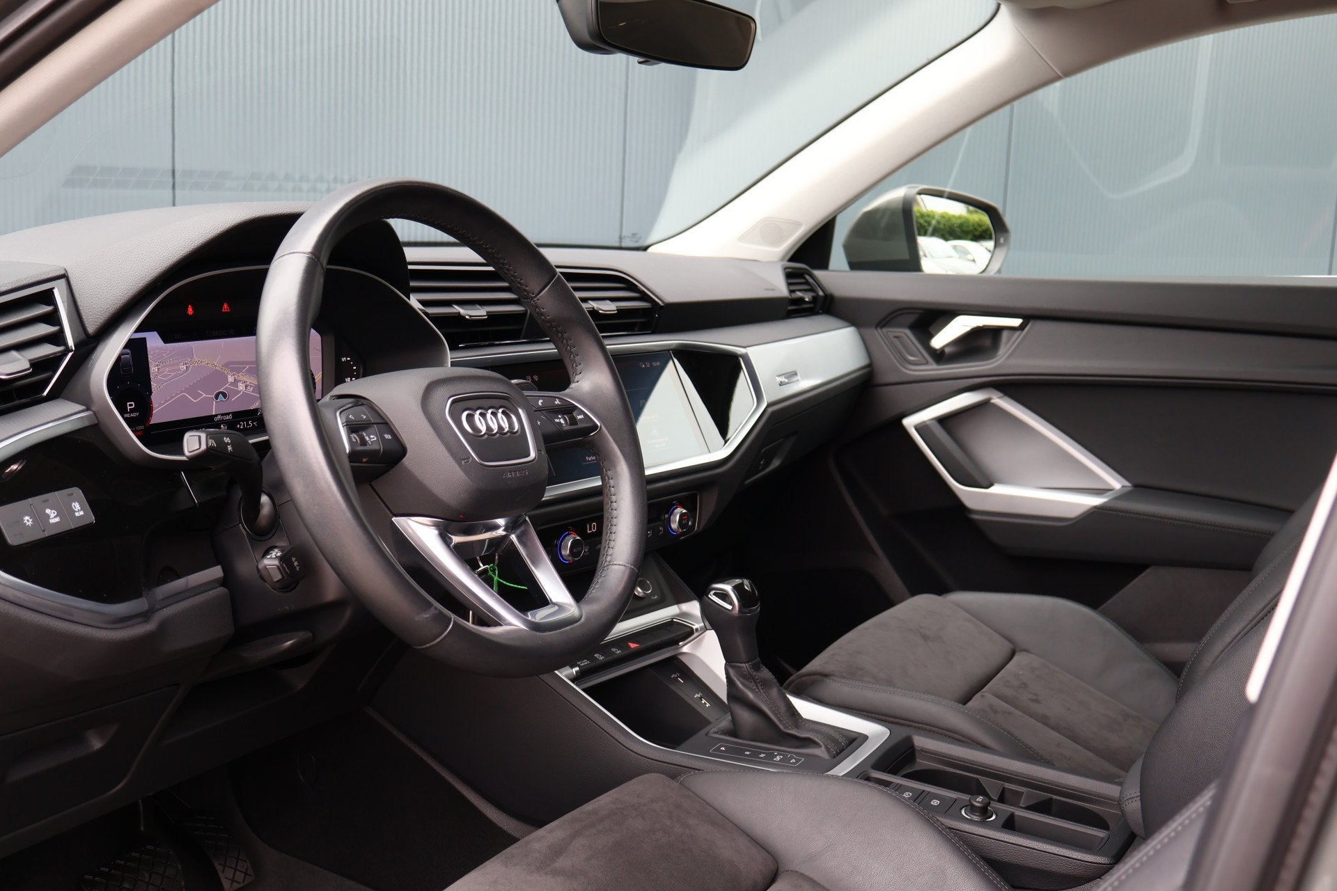 Audi Q3 Sportback 35 TFSI S Edition 150pk Aut. | Virtual Coc, 4 cilinders, 1505 kg, Origineel Nederlands, Bedrijf