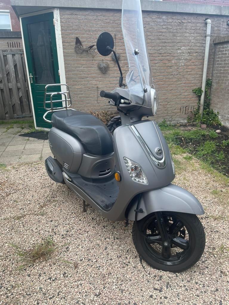 SYM Fiddle 3, Fietsen en Brommers, Snorfietsen en Snorscooters, Zo goed als nieuw, SYM, Benzine, Ophalen