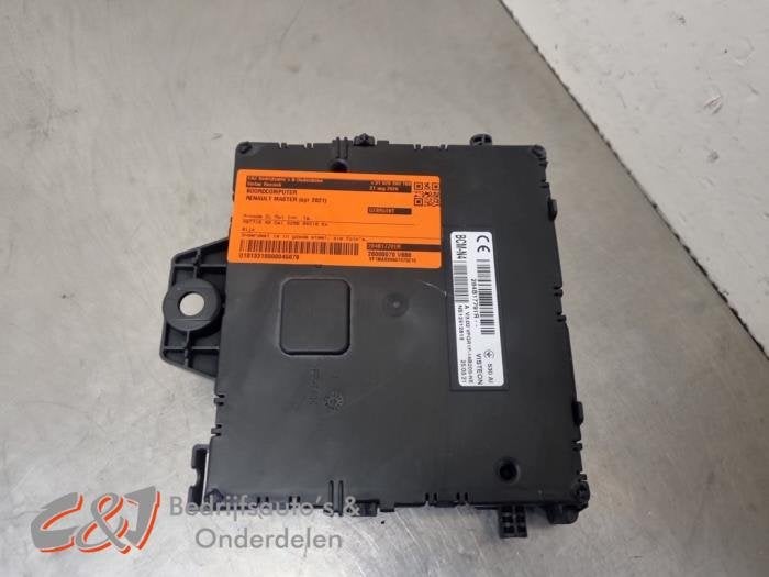 Boordcomputer van een Renault Master, Auto-onderdelen, Gebruikt, -, Renault, -