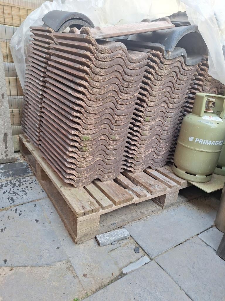 Donkerrode Teeuwen dakpannen - ca. 130 stuks, Ophalen, Gebruikt, Steen of Klei, 15 m² of meer