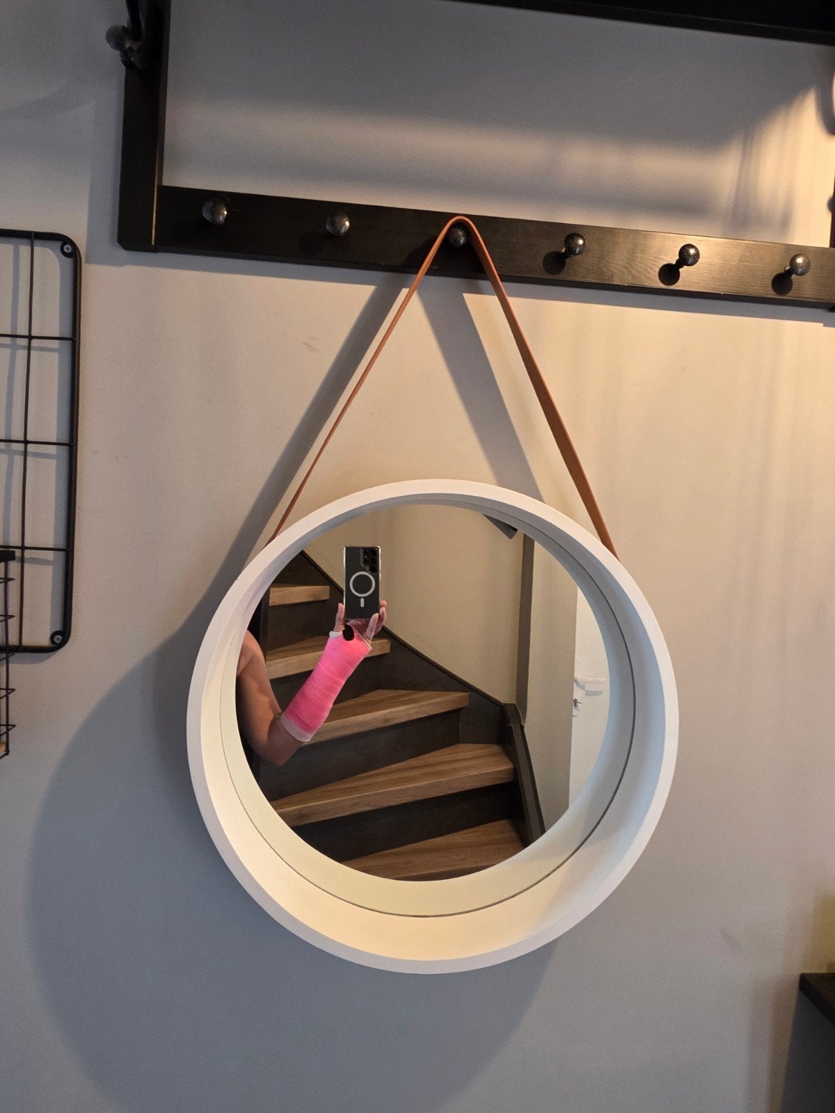 Ronde spiegel met witte houten lijst - Ø 50 cm, Ophalen, Rond, Zo goed als nieuw, Minder dan 100 cm