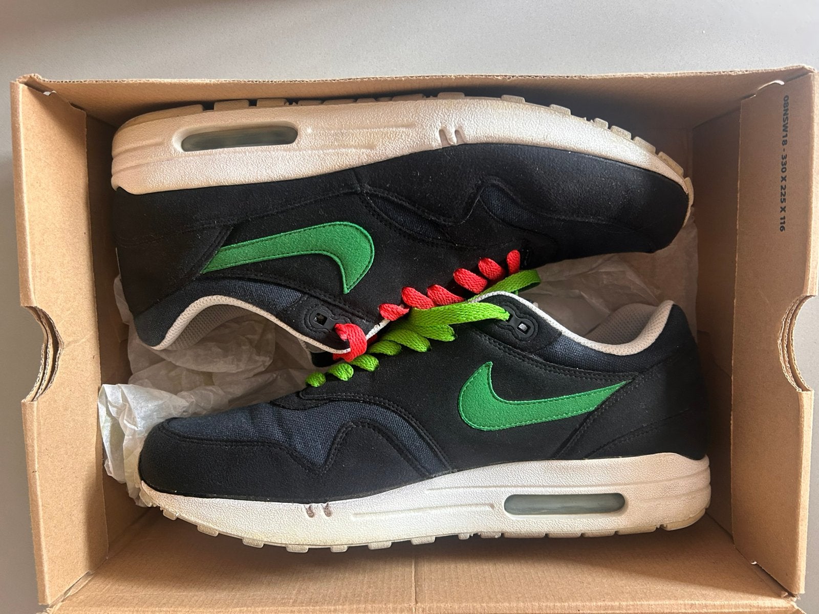 Nike Air Max 1 ACG maat 44,5., Zwart, Ophalen of Verzenden, Sneakers of Gympen, Gedragen