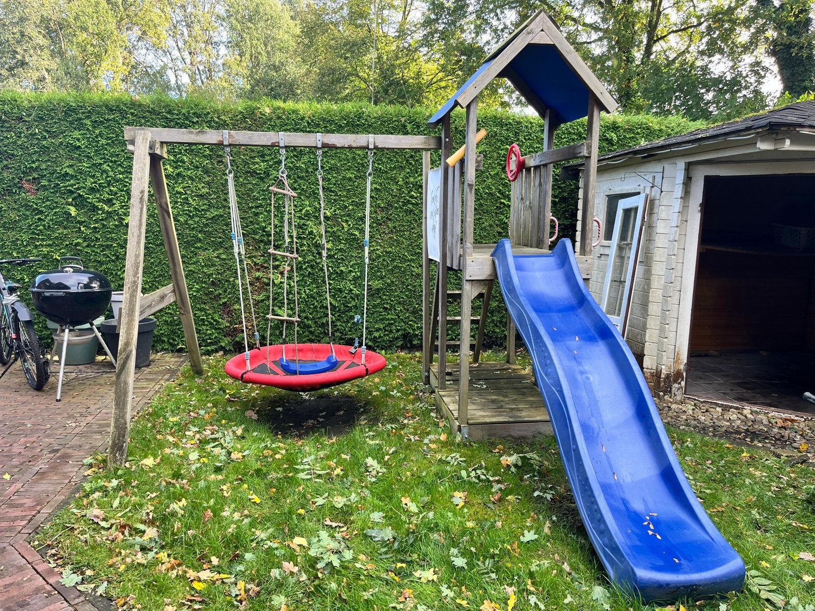 Houten Speelhuisje met Glijbaan, Schommel en Zandbak, Ophalen, Gebruikt, Glijbaan