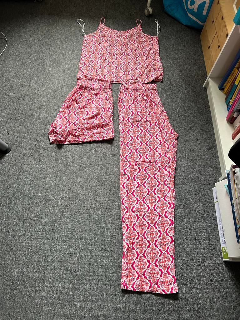 Driedelig bijpassend pak co ord set top/short/pantalon, Ophalen of Verzenden, Nieuw, Maat 38/40 (M), Roze