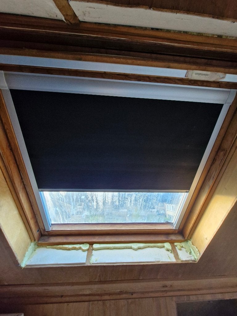 Verduisterings gordijn velux dakraam GGL 4 en GGL 74, Overige merken, Blauw, Ophalen of Verzenden, Zo goed als nieuw