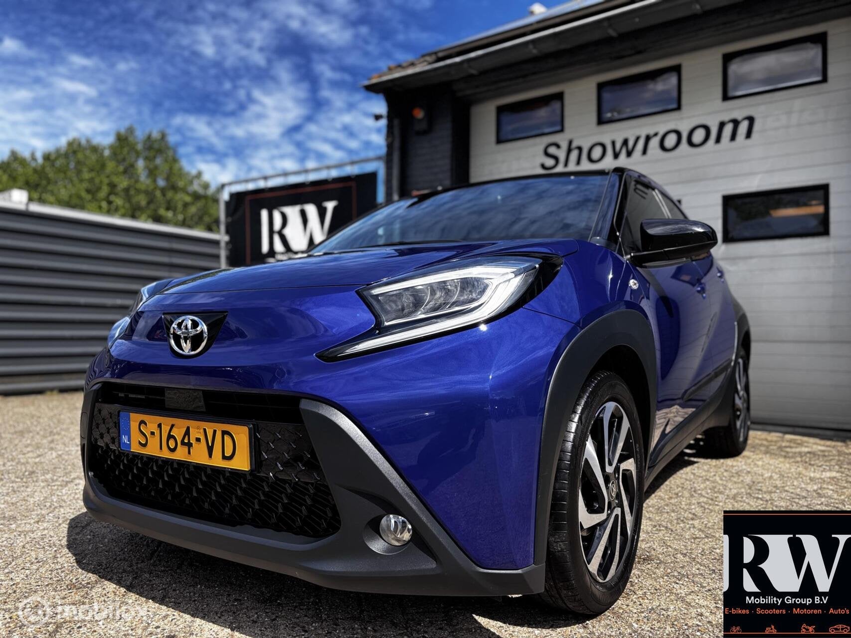 Toyota Aygo X 1.0 VVT-i MT *ENVY*NAP*GARANTIE T/M 04-2028*, Gebruikt, Start-stop-systeem, Origineel Nederlands, 3 cilinders