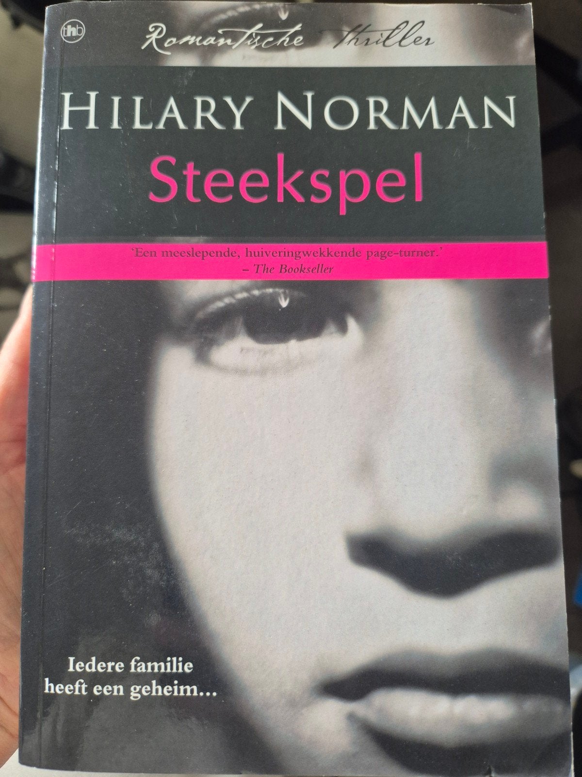Steekspel - Hilary Norman (Romantische thriller), Ophalen of Verzenden, Zo goed als nieuw, Hilary Norman, Wereld overig