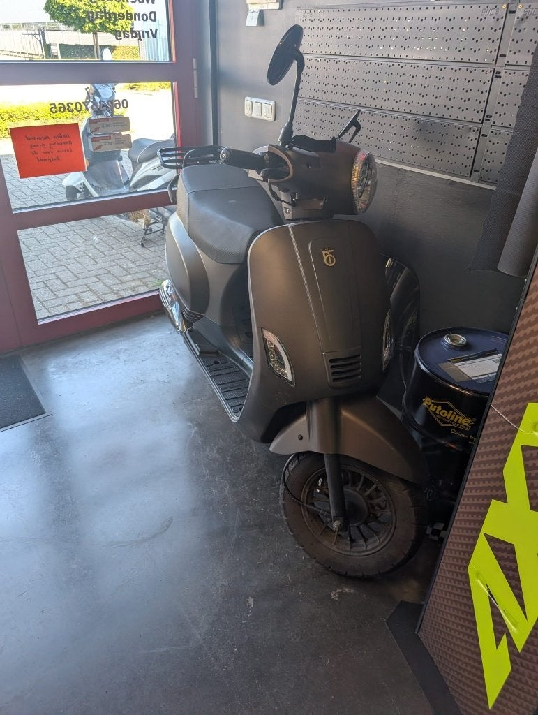 BTC Riva scooter voor onderdelen of handige monteur, Ophalen, Gebruikt, BTC, Maximaal 45 km/u