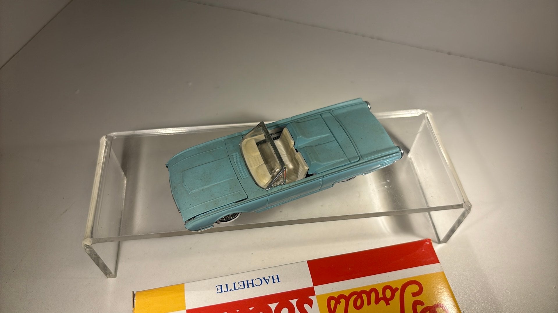 Ford thunderbrid solido 1.43, Auto, Solido, Ophalen of Verzenden, A