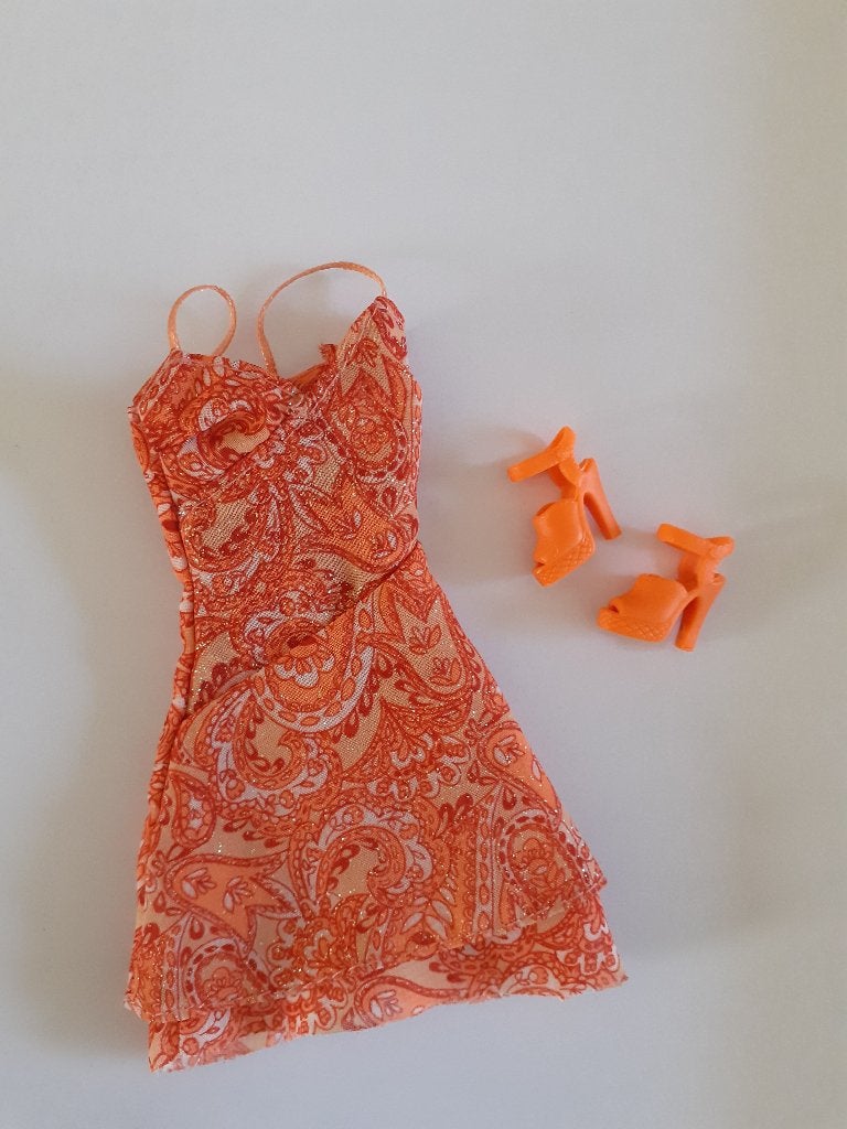 Barbie Fashion Fever/Fashionistas kleding 80/90, Ophalen of Verzenden, Gebruikt, Kleertjes