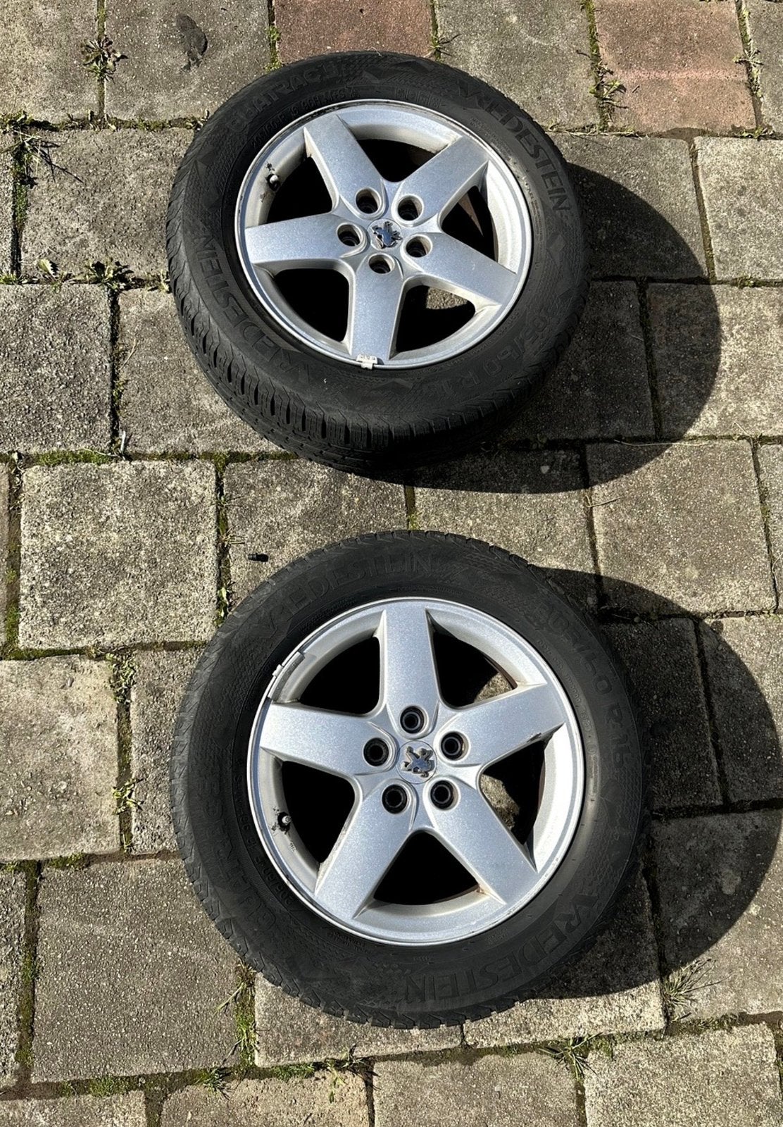 2x continental banden& 2x vredestein banden + Peugeot velgen, Ophalen, Peugeot
