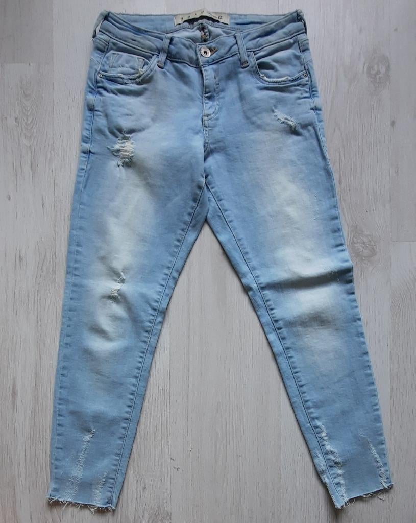 Spijkerbroek. Denim L Blauw.mt 36 ., Blauw, Ophalen of Verzenden, Zo goed als nieuw, W28 - W29 (confectie 36)