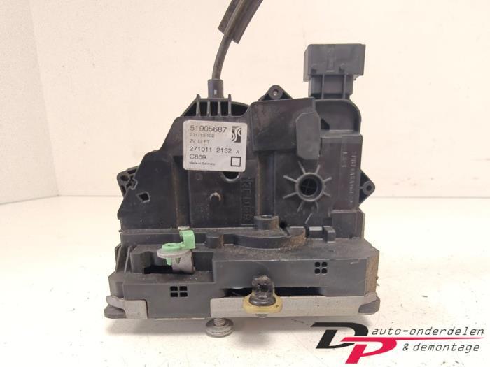 Deurslot Mechaniek 2Deurs links van een Fiat Punto, Auto-onderdelen, Gebruikt, -, -, Ophalen of Verzenden