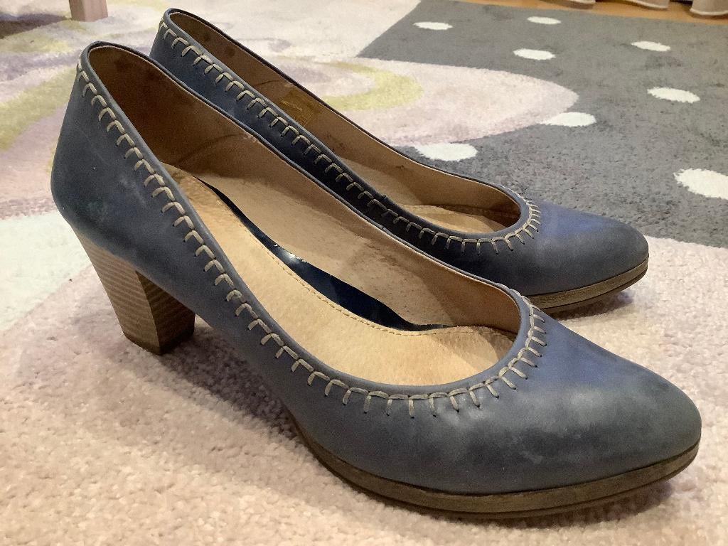 Prachtige blauwe Cellini leer schoenen, maat 39., Blauw, Cellini, Ophalen of Verzenden, Sneakers of Gympen