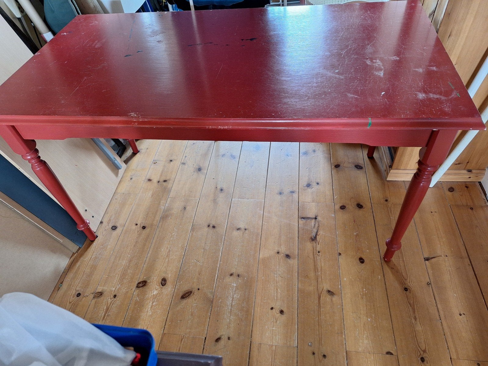 Rode houten tafel - Gebruikt, Ophalen, Gebruikt, 100 tot 150 cm, 50 tot 100 cm