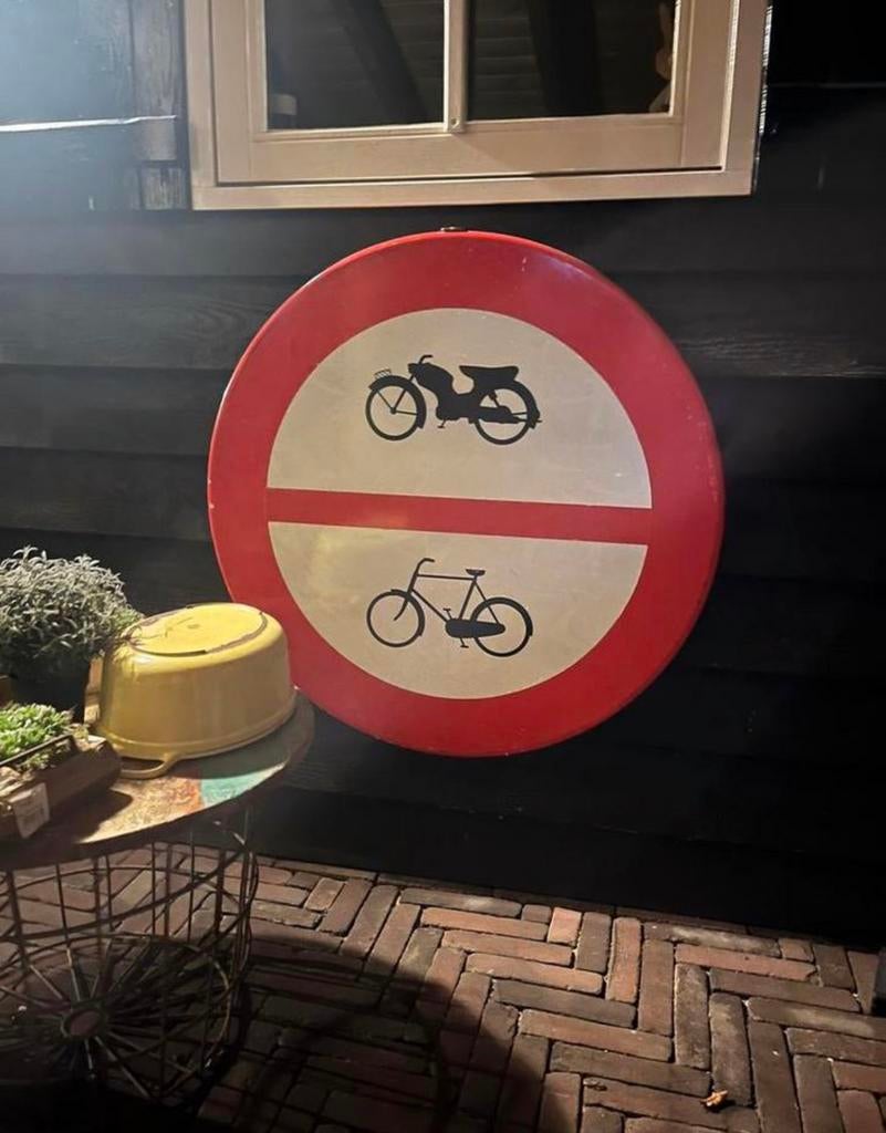 Verkeersbord uit oude doos., Ophalen of Verzenden, Zo goed als nieuw
