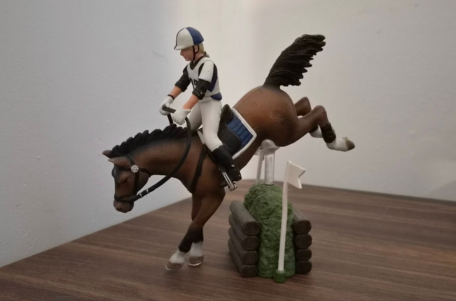 Schleich Eventingset 42047, Ophalen of Verzenden, Gebruikt, Paard, Beeldje of Figuurtje