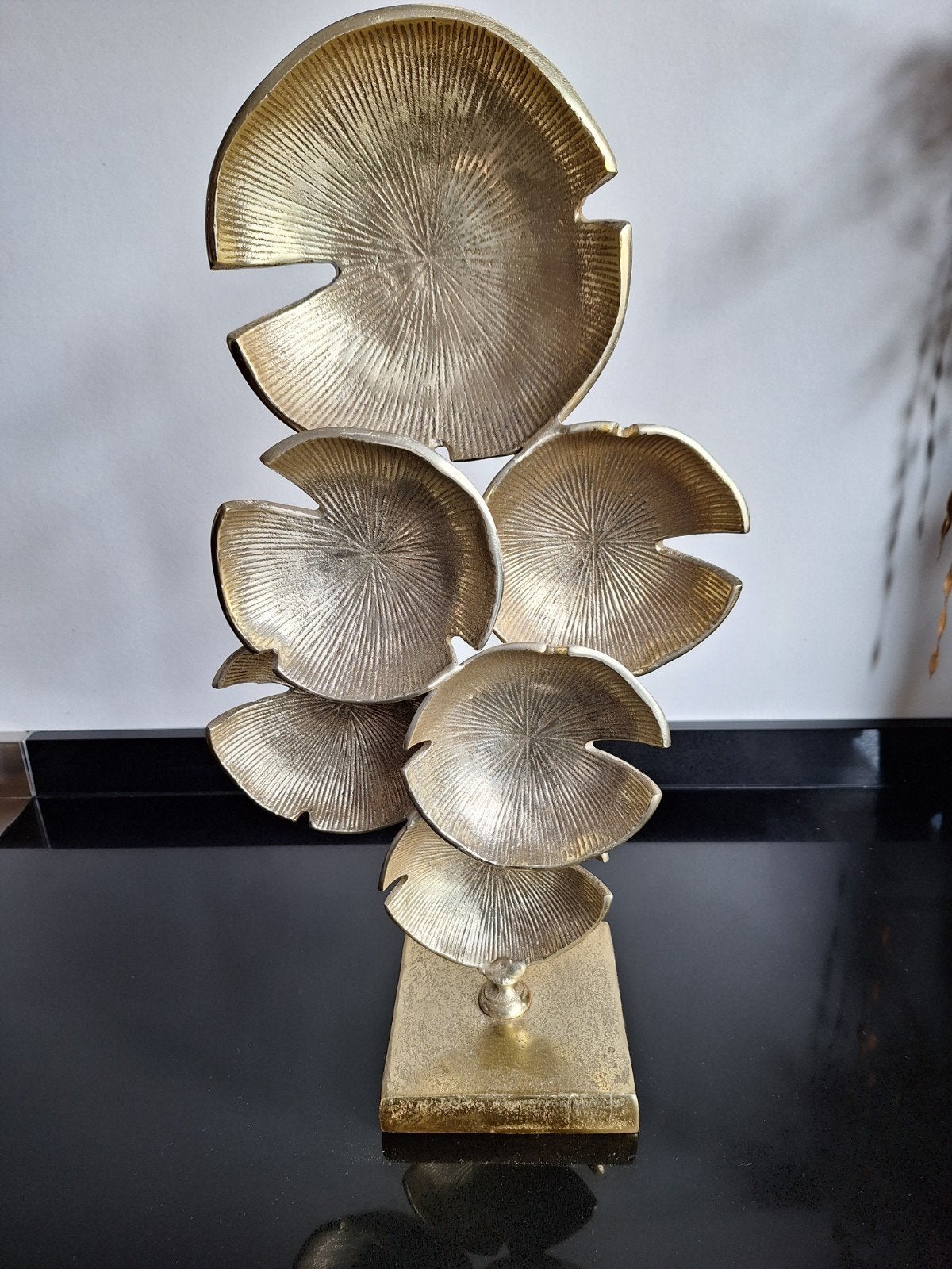 Decoratieve gouden  sculptuur, Huis en Inrichting, Woonaccessoires | Overige, Ophalen of Verzenden, Zo goed als nieuw, Goud, Metaal