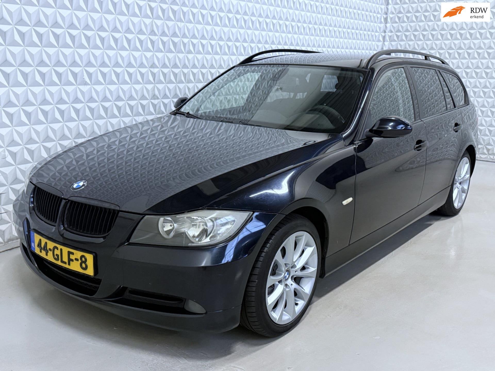 BMW 3-serie Touring 320i Business Line KOOPJE! VASTE PRIJS!, Achterwielaandrijving, 4 cilinders, Zwart, Origineel Nederlands