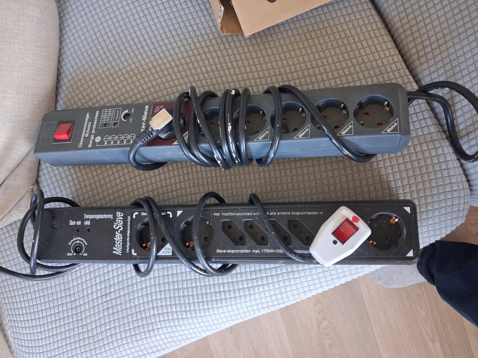 Master-Slave Stekkerdozen met Overspanningsbeveiliging, Ophalen of Verzenden, Gebruikt, Overige merken, Stekkerdoos