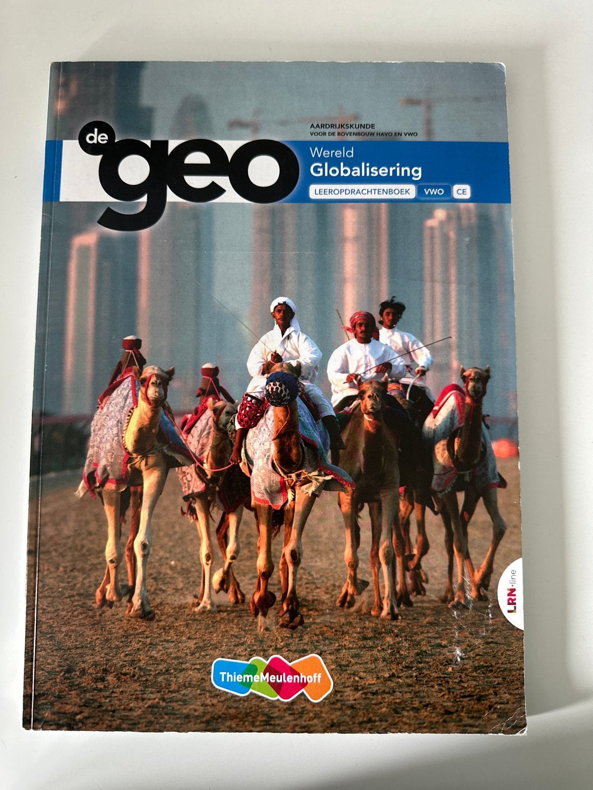 De Geo Wereld Globalisering VWO CE Aardrijkskunde, Ophalen of Verzenden, Gamma, Zo goed als nieuw, Overige niveaus