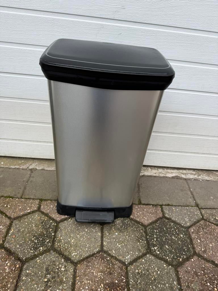 Curver afvalbak decobin pedaalemmer, Kunststof, 40 liter of meer, Ophalen of Verzenden, Zo goed als nieuw