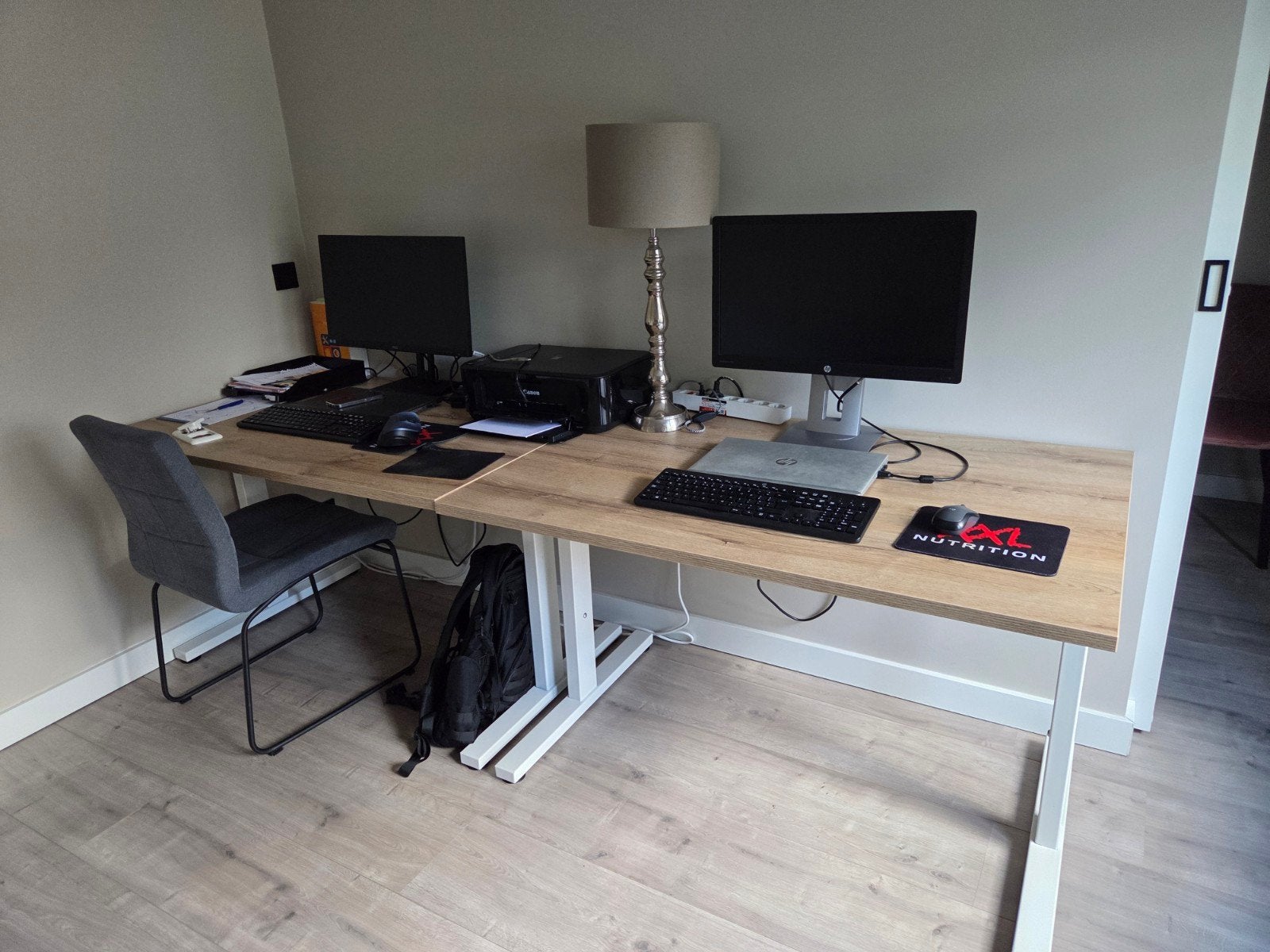 Verstelbaar bureau Pinta van Office Interior, Ophalen, 120 cm, In hoogte verstelbaar, Zo goed als nieuw