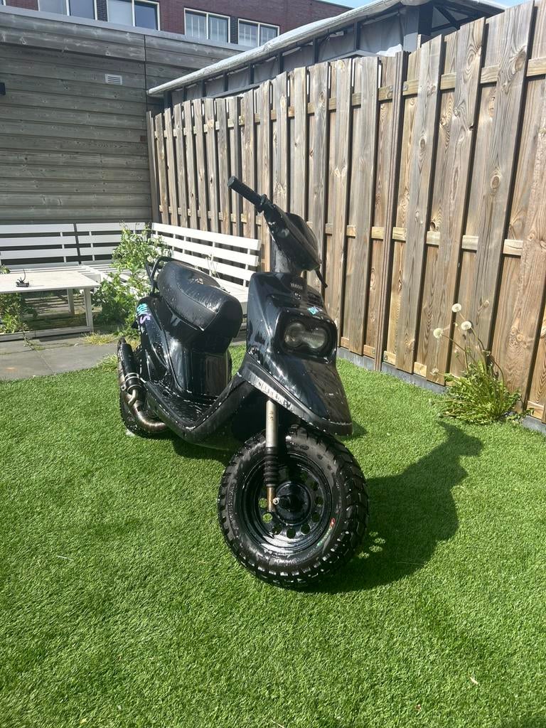 Yamaha bws 70cc, Fietsen en Brommers, Scooters | Piaggio, Zo goed als nieuw, Overige modellen, Maximaal 45 km/u, Tweetakt, Ophalen