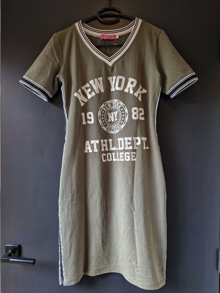 Groen jurkje van Lucky Fashion - Maat M, Maat 38/40 (M), Lucky Fashion, Ophalen of Verzenden, Gedragen