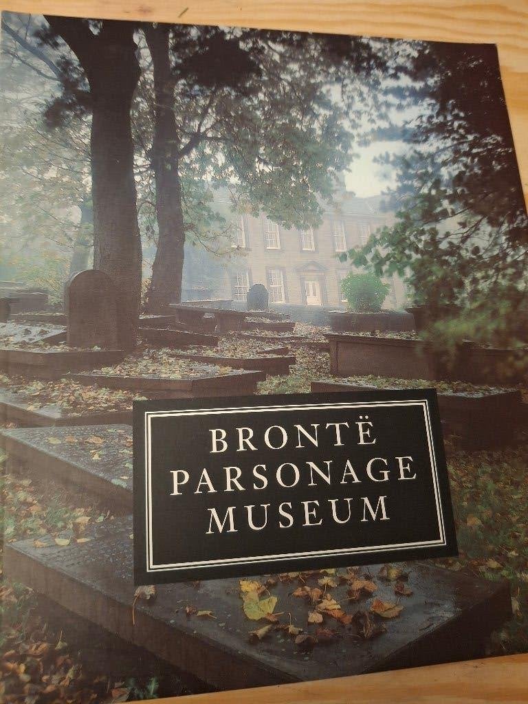 Brontë Parsonage Museum in Haworth., Verzenden, Zo goed als nieuw, Catalogus