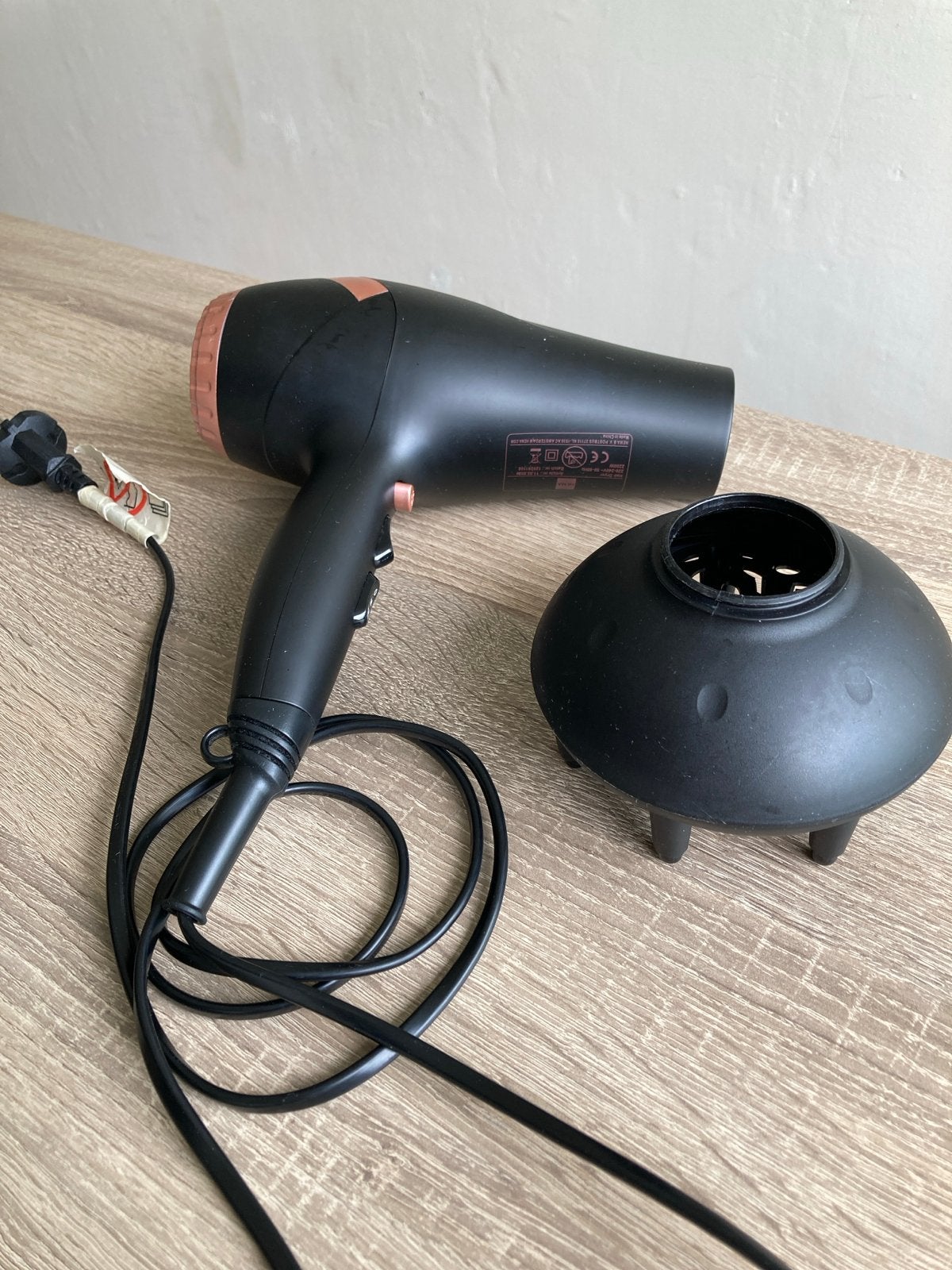 Hema Föhn met Diffuser - Zwart/Roségoud, Ophalen of Verzenden, Zo goed als nieuw, Haarverzorging
