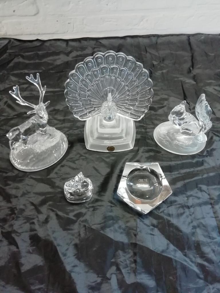 Te koop cristal en  gewoone  glazen  bekijk de foto's, Antiek en Kunst, Antiek | Glas en Kristal, Ophalen