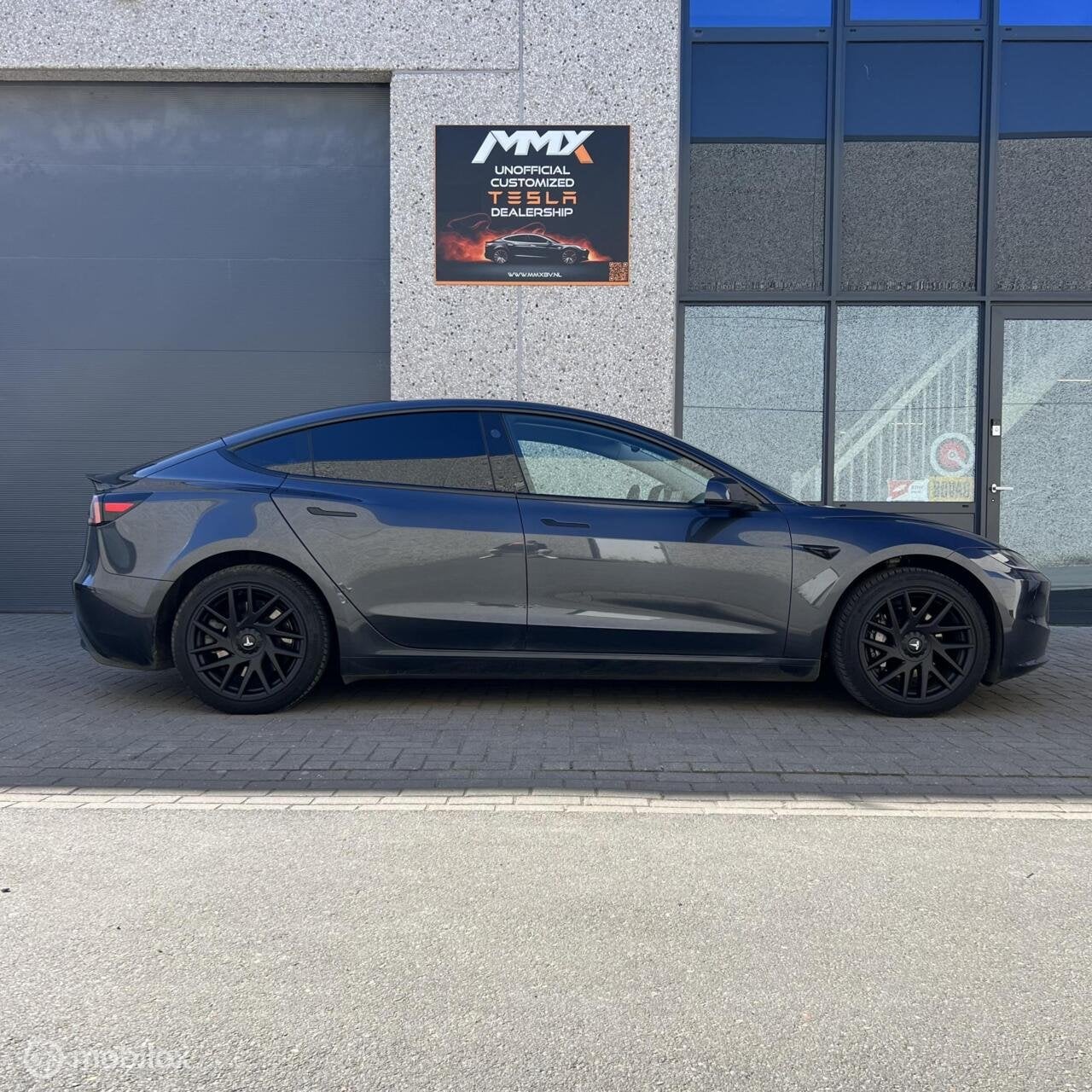 Tesla Model 3 Standard Range HIGHLAND + MMX PACK, Auto's, Automaat, Achterwielaandrijving, Gebruikt, Zwart
