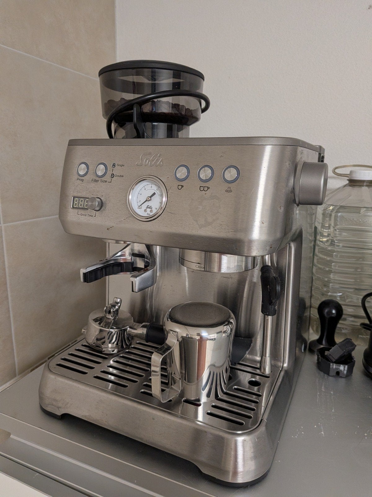 Solis Barista Perfetta Plus Espressomachine met bonenmaler, Witgoed en Apparatuur, Koffiezetapparaten, Gebruikt, Espresso apparaat