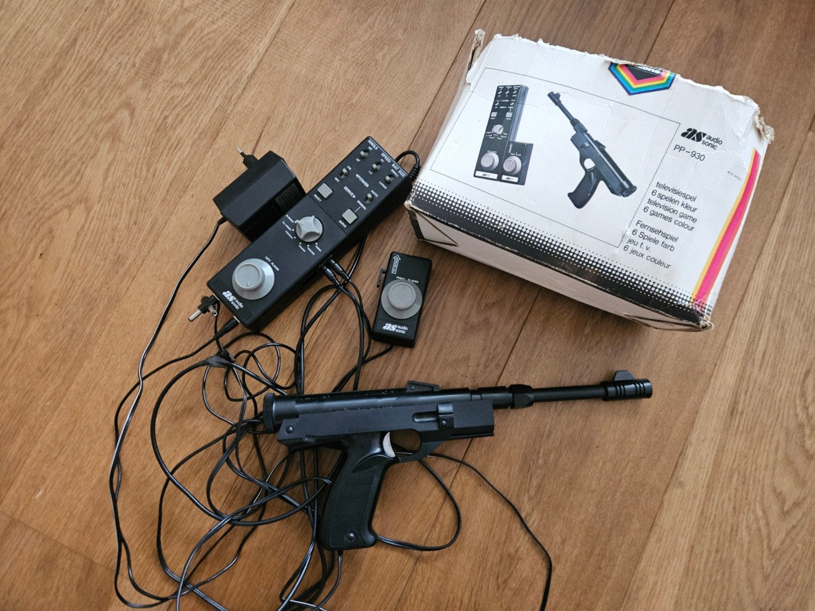 Vintage JS Audio Sonic PP-930 TV Game Console met Pistool, Ophalen of Verzenden, Overige merken, Gebruikt