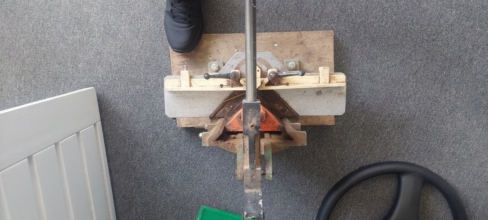 Hoekbankmachine / Lijstenmakerij gereedschap, Ophalen, Gebruikt, Overige typen, Overige merken