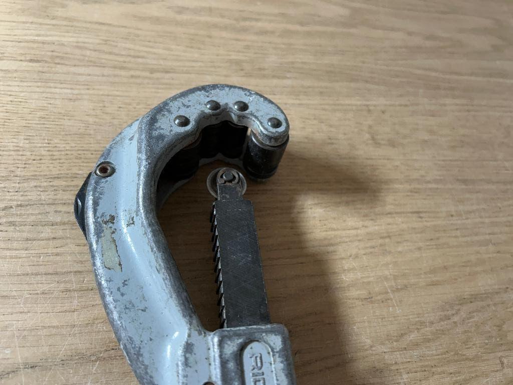 Ridgid No 205 Pijpsnijder 1/4 to 2 3/8, Doe-het-zelf en Verbouw, Gereedschap | Handgereedschap, Ophalen of Verzenden, Gebruikt