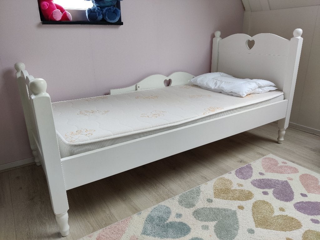 Kinderbed wit 70x150, Kinderen en Baby's, Kinderkamer | Bedden, Gebruikt, 140 tot 160 cm, 70 tot 85 cm, Lattenbodem, Matras, Ophalen
