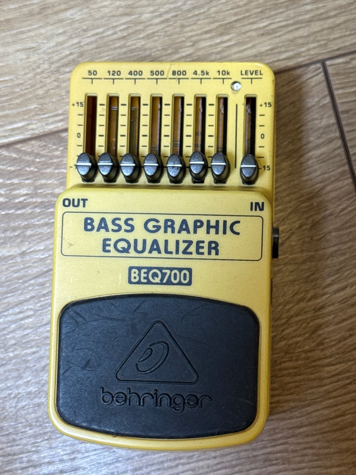 Behringer BEQ700 Bass Graphic Equalizer Pedaal, Ophalen of Verzenden, Zo goed als nieuw, Equalizer