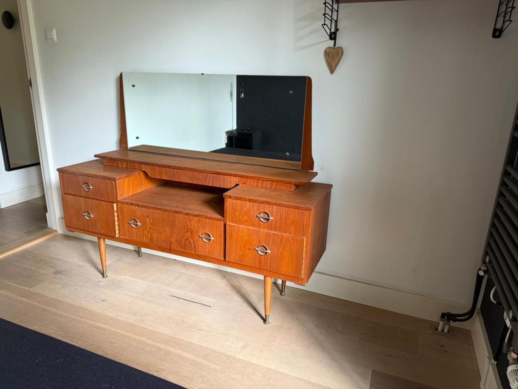 Vintage Deens design kaptafel/dressoir / lowboard spiegel, Ophalen, 100 tot 150 cm, Deens, Zo goed als nieuw