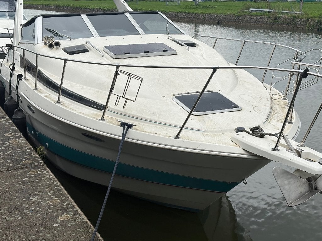 Foto 2 van BAYLINER CIERA 3055 MET 2x 204 PK  19.750,00