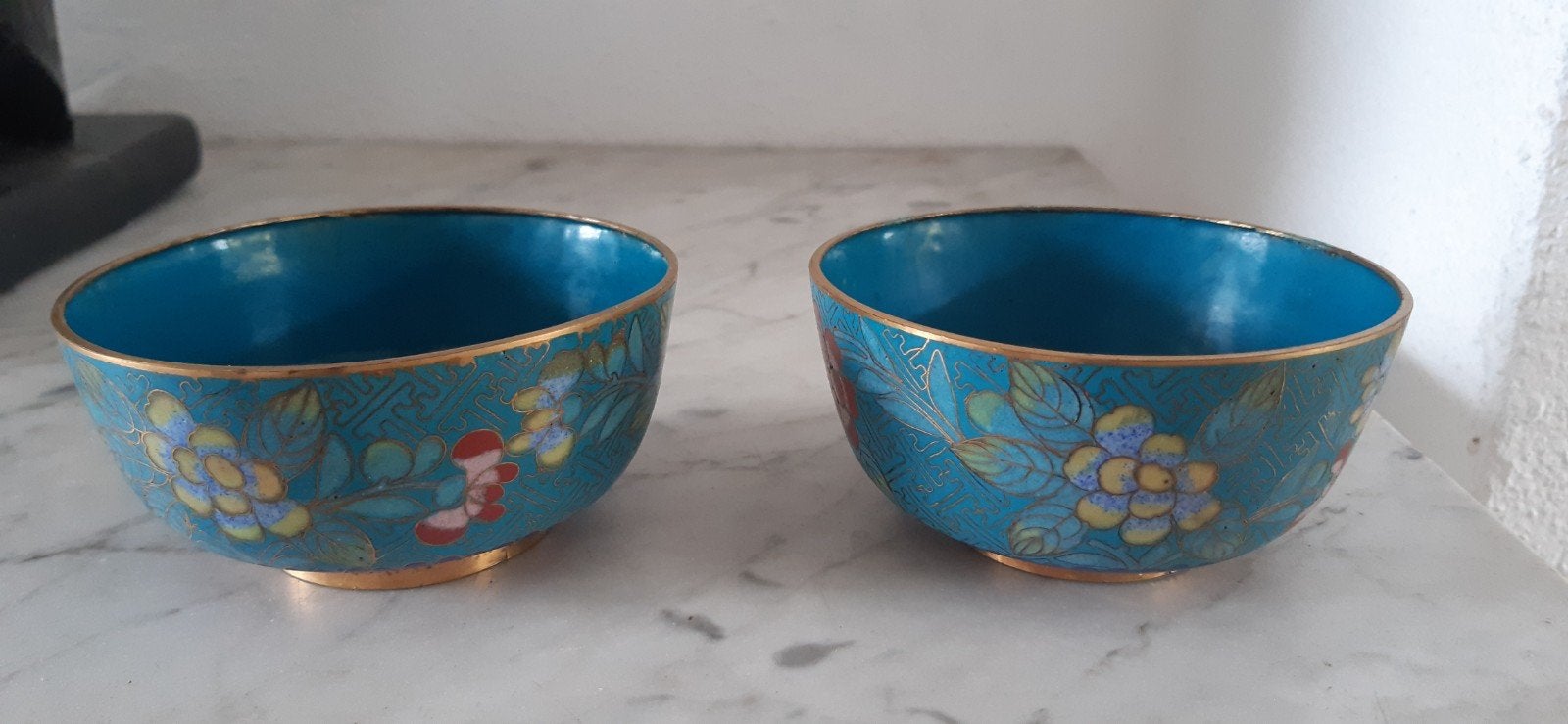 Cloisonne schaaltjes 2 stuks 5,5 cm hoog dia 11 cm

bieden o, Ophalen of Verzenden