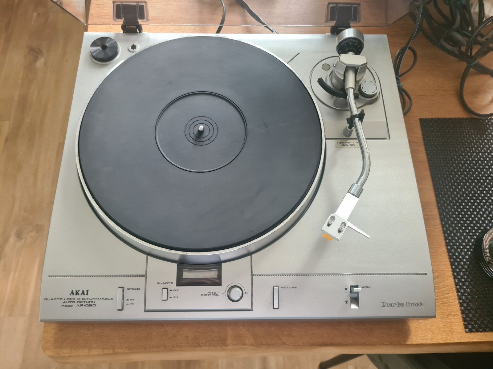 Nette Akai AP-Q50 Quartz Lock platenspeler., Audio, Tv en Foto, Platenspelers, Ophalen, Akai