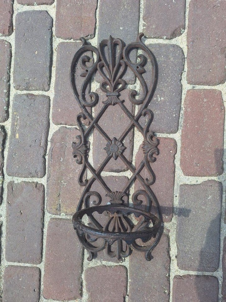 Decoratieve gietijzeren plantenhouder voor aan de muur, Ophalen
