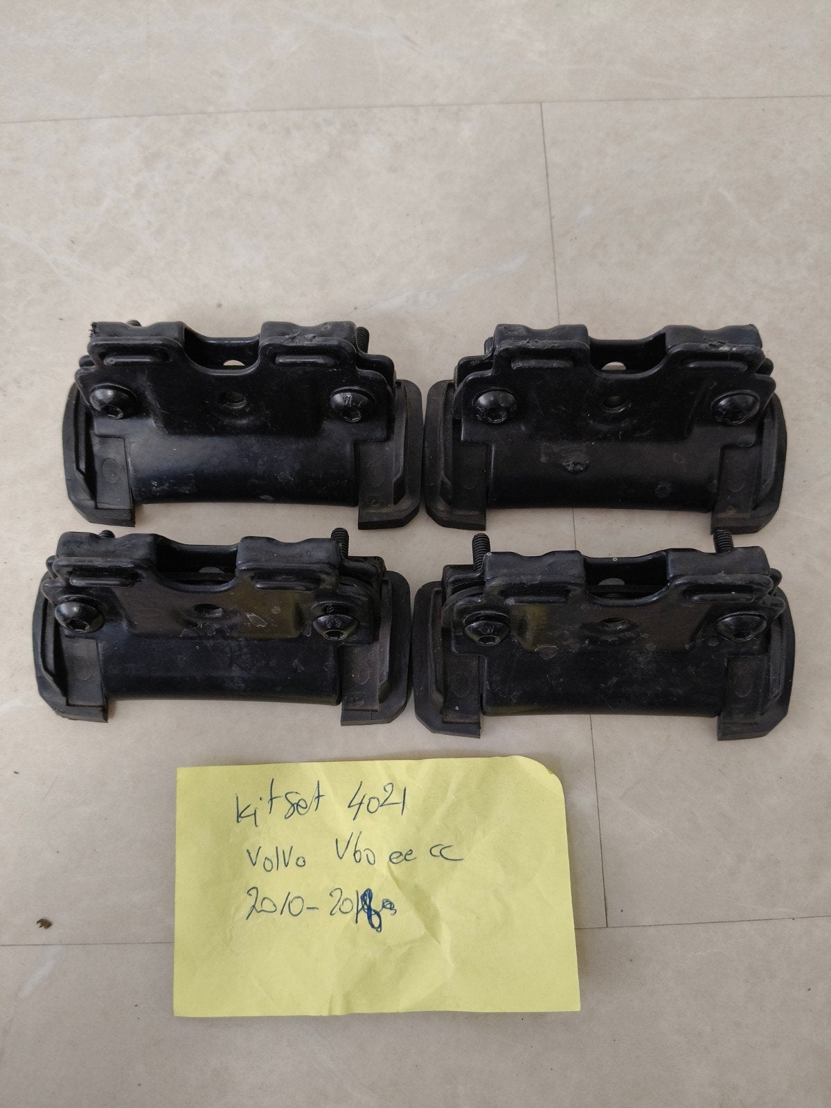 Thule kitset 4021 Volvo v60 en Volvo cc 2010-2018, Auto diversen, Dakdragers, Ophalen of Verzenden, Zo goed als nieuw